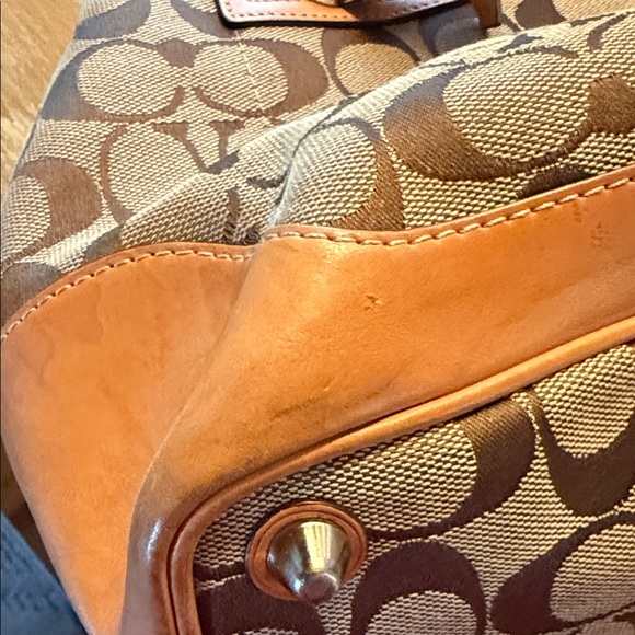 Coach Brown and Tan Signature Shoulder Bag - Picture 6 of 9